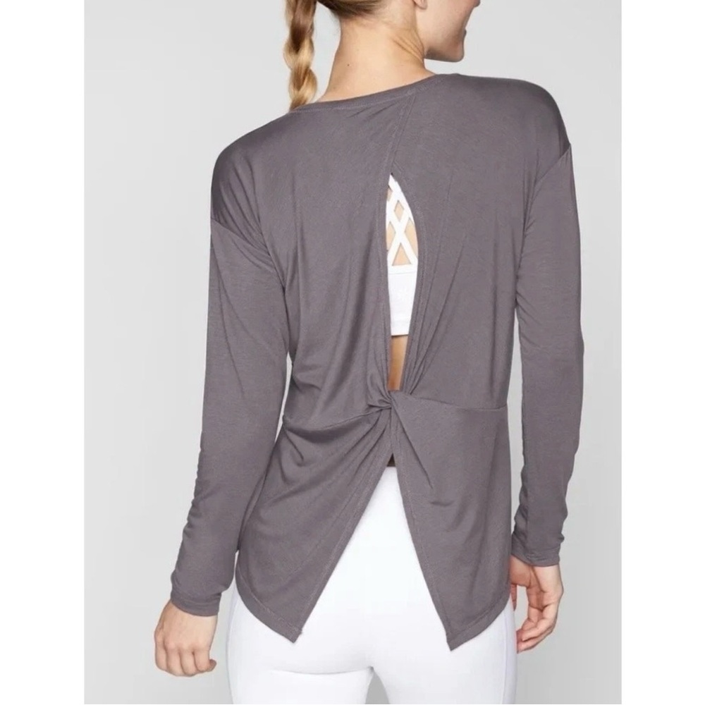 Athleta Gray Twist-Back Long Sleeve Top Medium